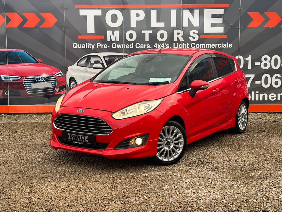2014 Ford Fiesta - image 2