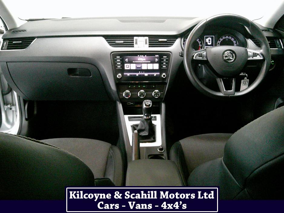 2019 Skoda Octavia - image 15