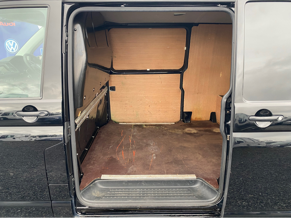 2020 Volkswagen Transporter 2.0TDI T6 102BHP 5DR MANUAL ( 201 REG ) €13,750