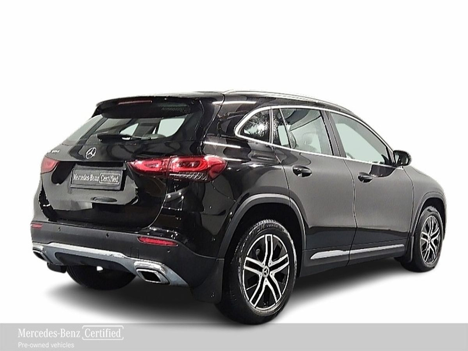 2022 Mercedes-Benz GLA Class - image 4