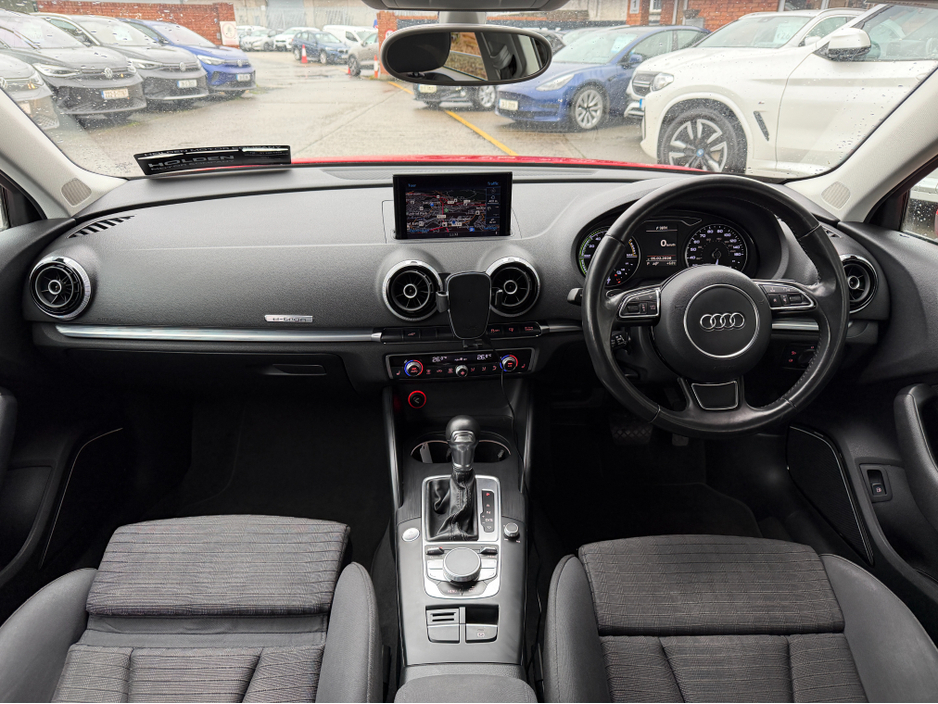 2015 Audi A3 E-TRON..Bang&Olufsen..2 Keys €11,900