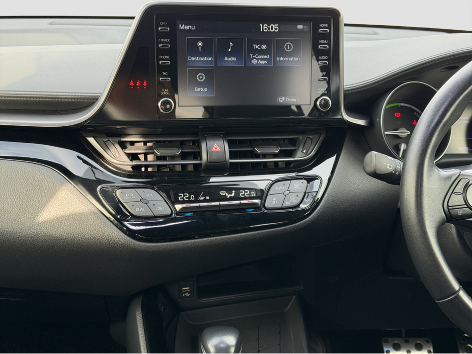 2019 Toyota C-HR - image 13