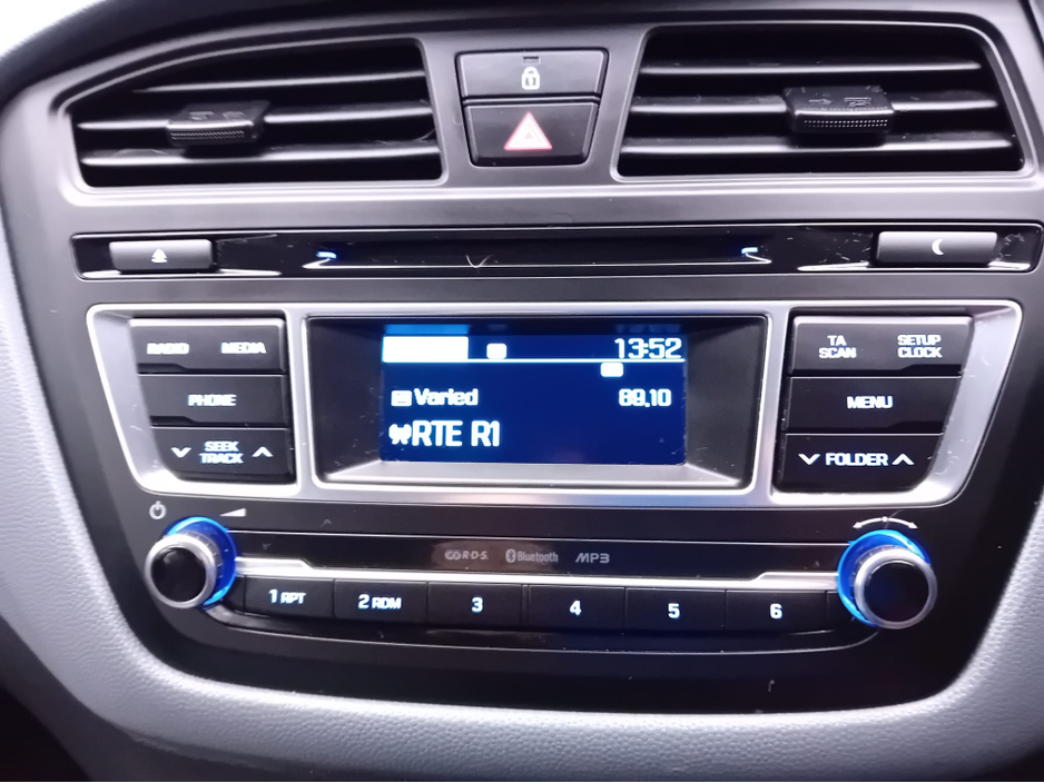 2016 Hyundai i20 1.2i DELUXE 1 OWNER ONLY 93 KLMS @ REDDY2DRIVE LTD €10,995