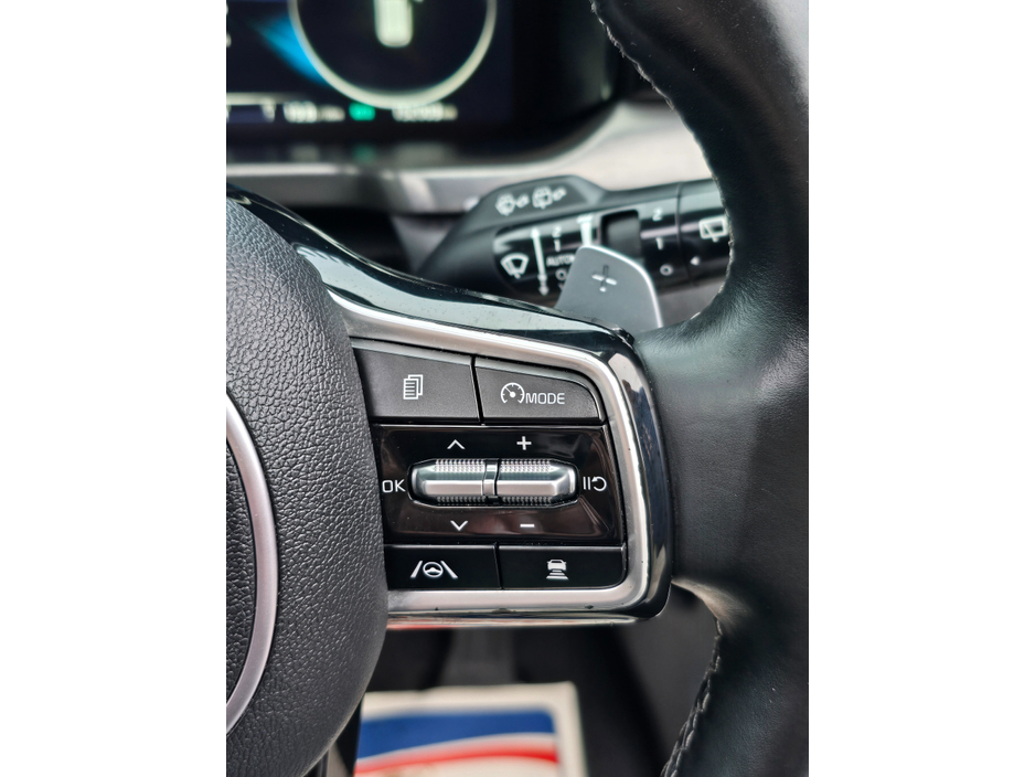 2022 Kia Sorento - image 26