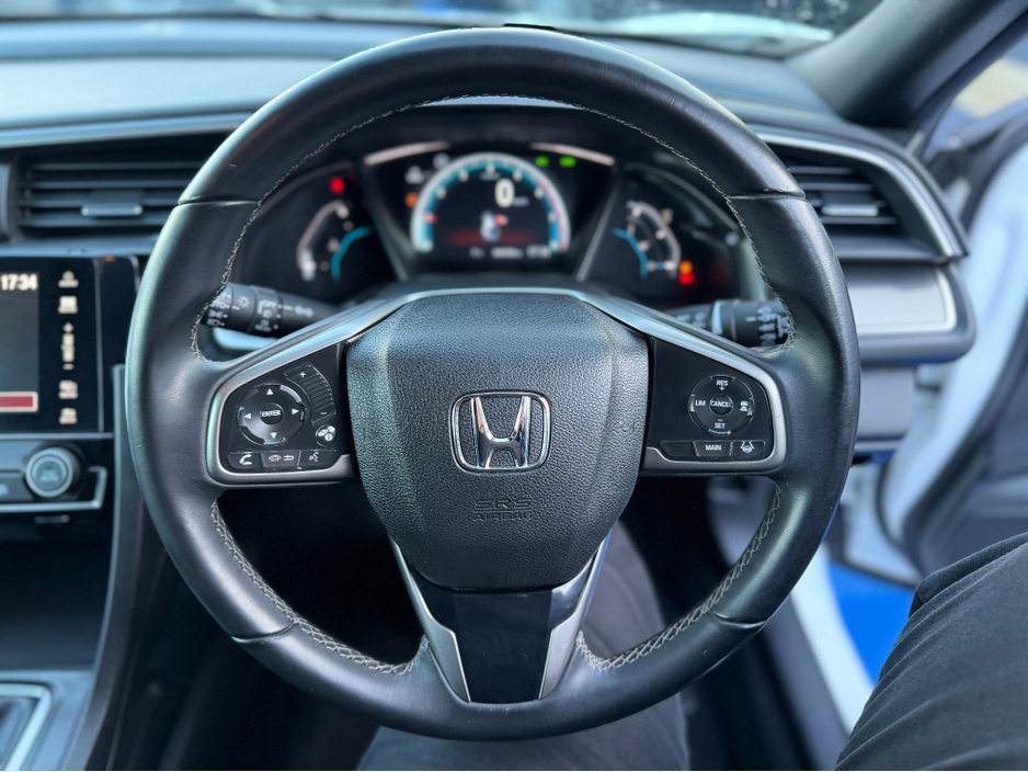 2017 Honda Civic - image 18