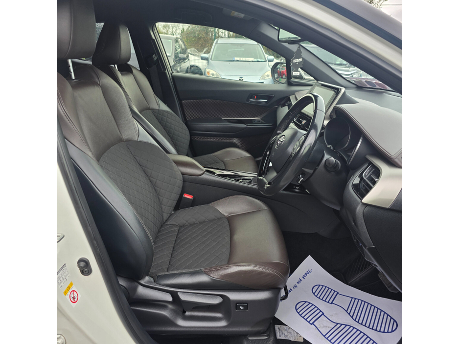2018 Toyota C-HR - image 22