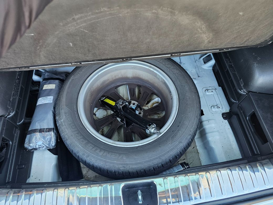 2016 Hyundai Tucson - image 12