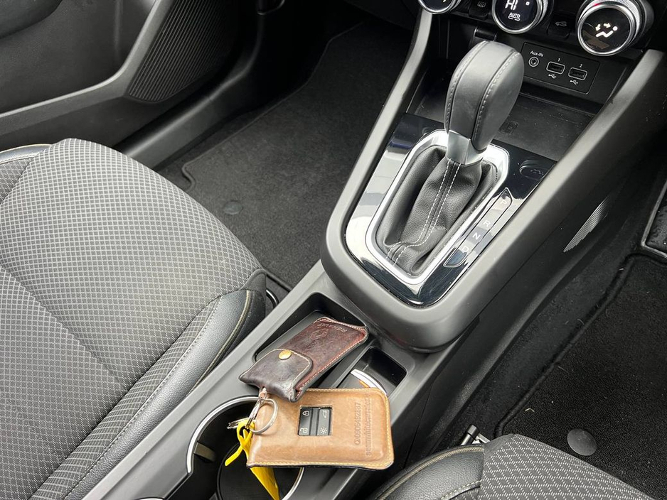 2024 Renault Arkana TECHNO 1.4 AUTO // APPLE CARPLAY/ANDROID AUTO // BLIND SPOT MONITOR // DIGITAL CLUSTER €23,950