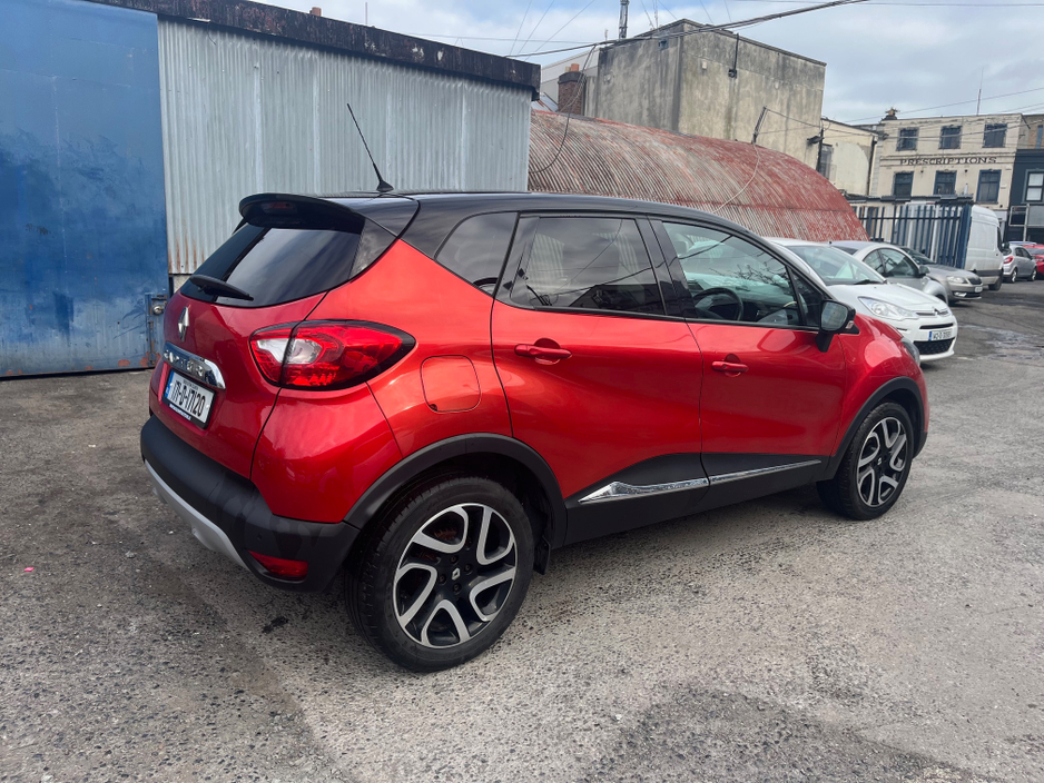 2017 Renault Captur - image 3