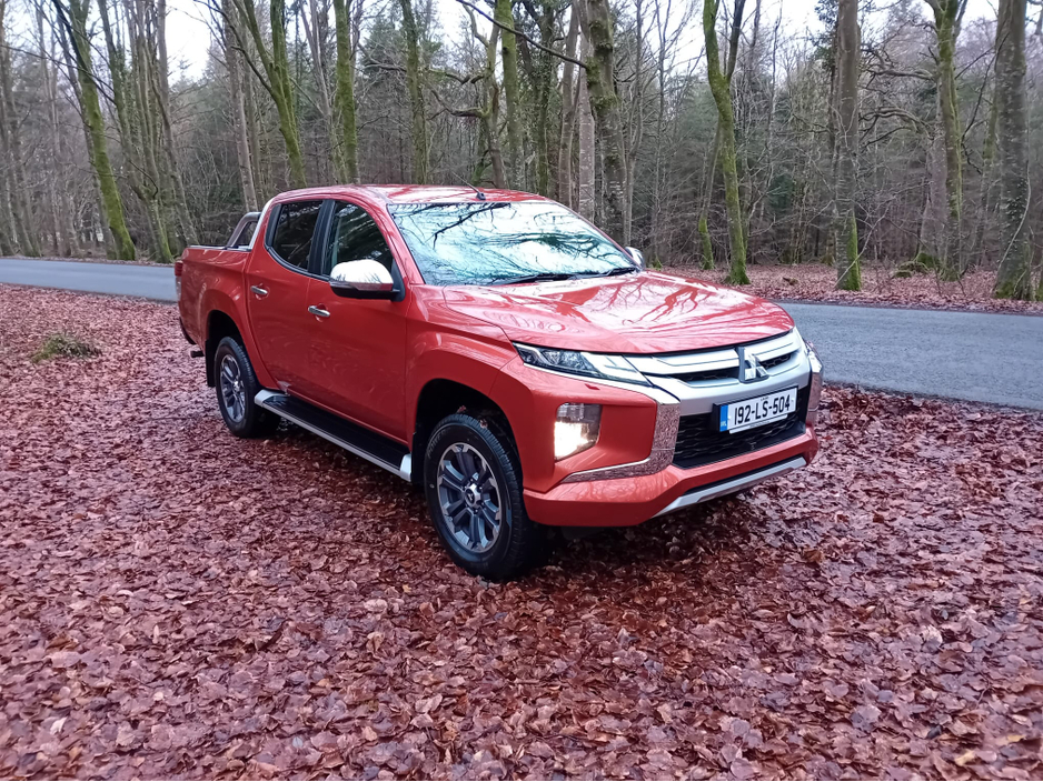 2019 Mitsubishi L200 " INTENSE " 6 SPEED 4DR 2.3 DID  4x4  6 SPEED @ REDDY2DRIVE LTD €25,000