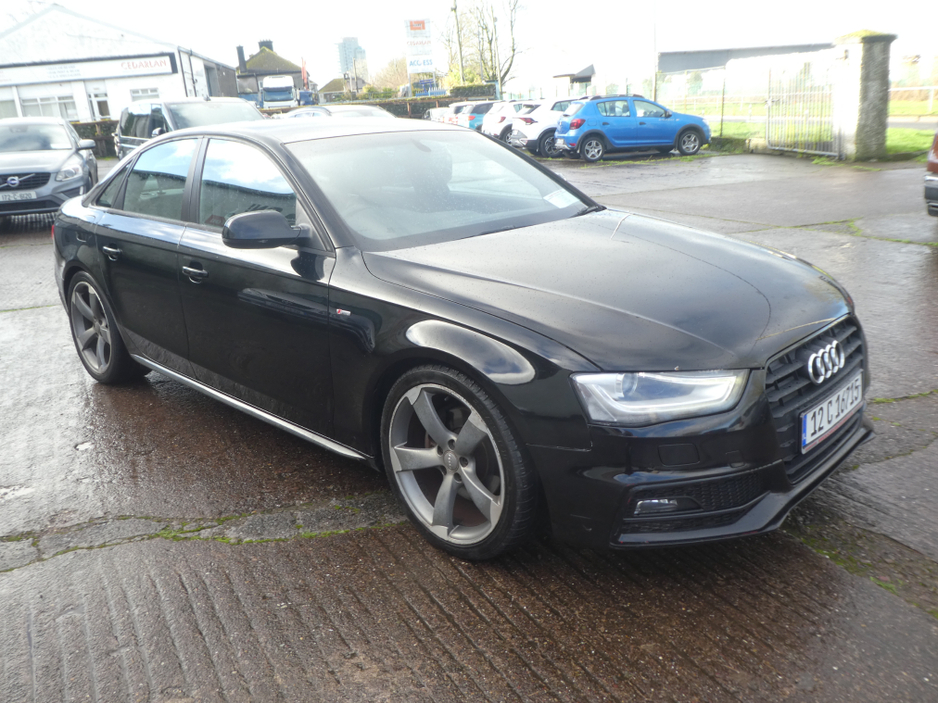 2012 Audi A4 2.0 TDI S LINE 141B 141BHP 4DR BLACK EDITION €5,450