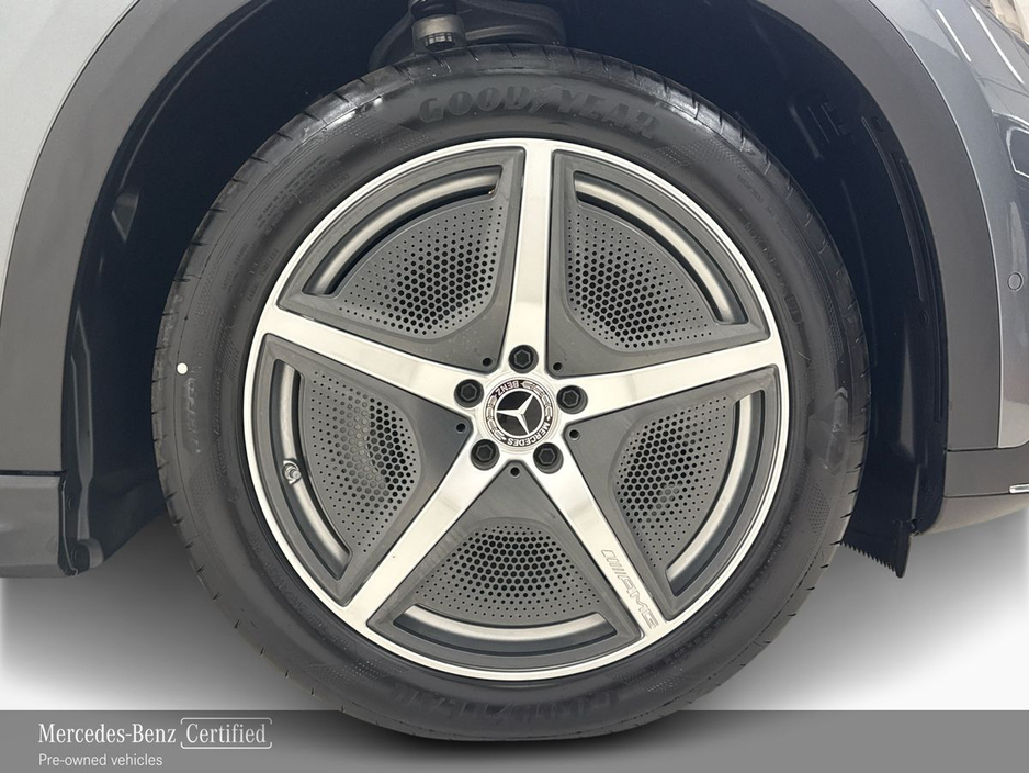 2025 Mercedes-Benz EQE - image 5