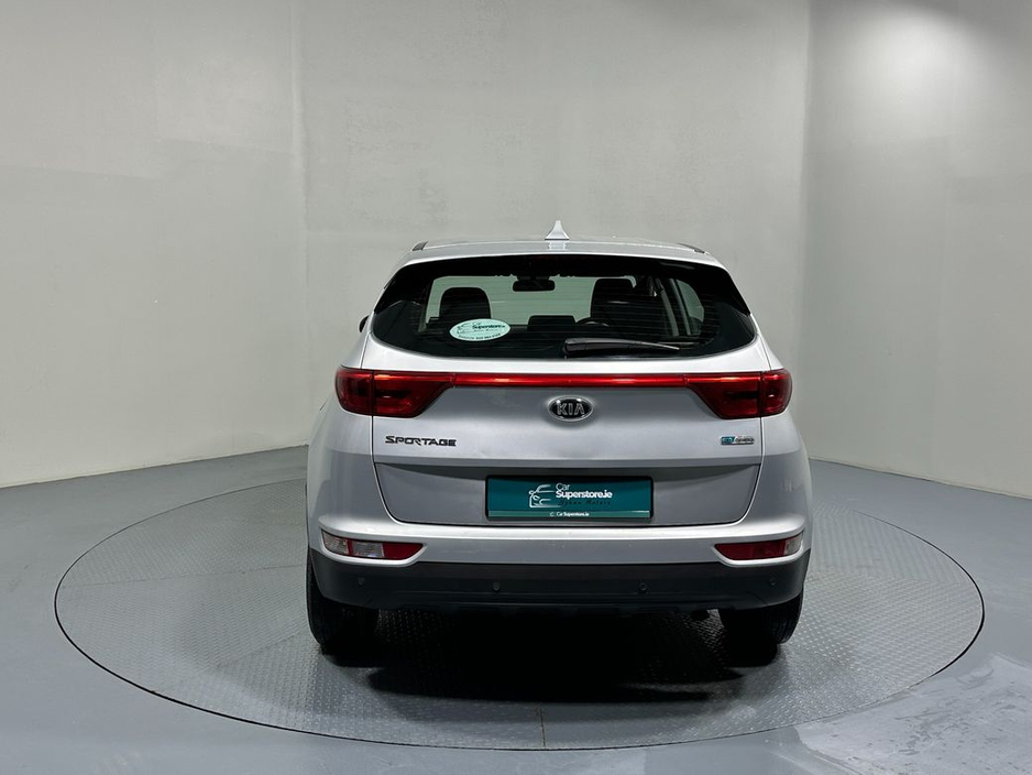 2016 Kia Sportage - image 6