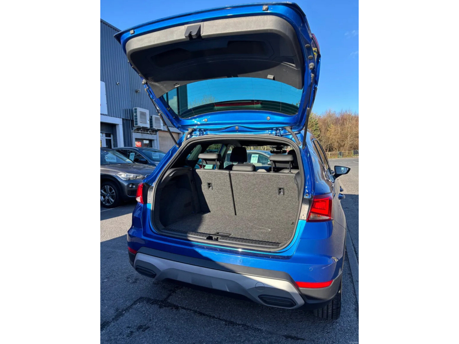 2023 SEAT Arona - image 7