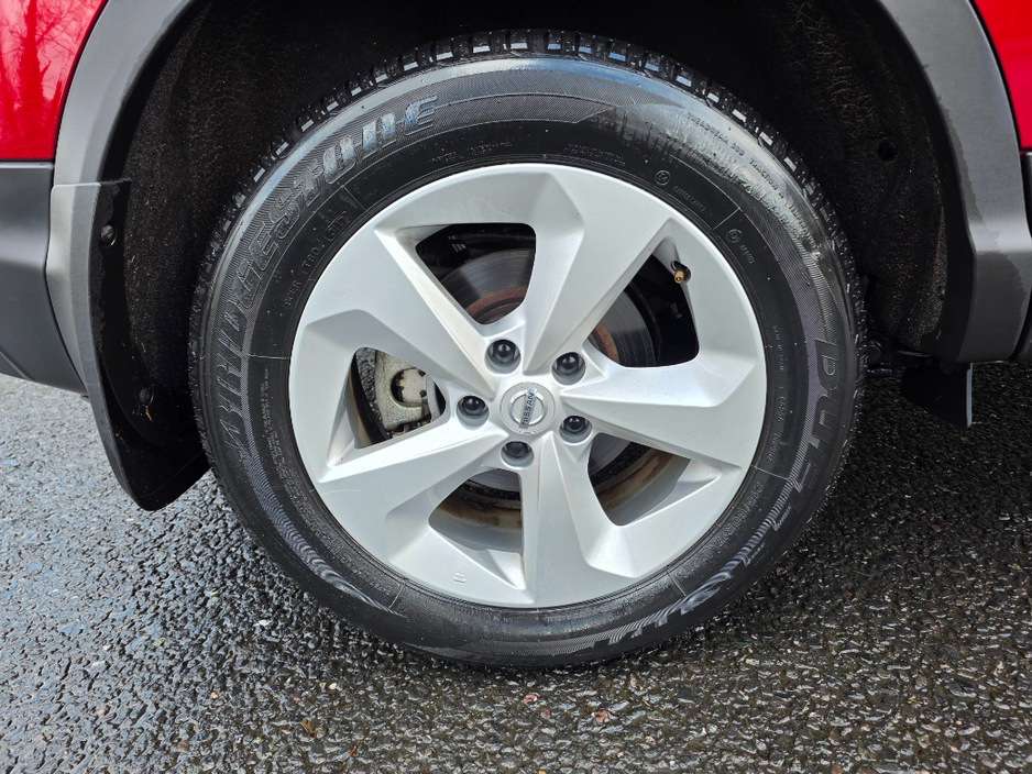 2018 Nissan Qashqai 1.2 SV CVT 18 4DR Auto €18,950