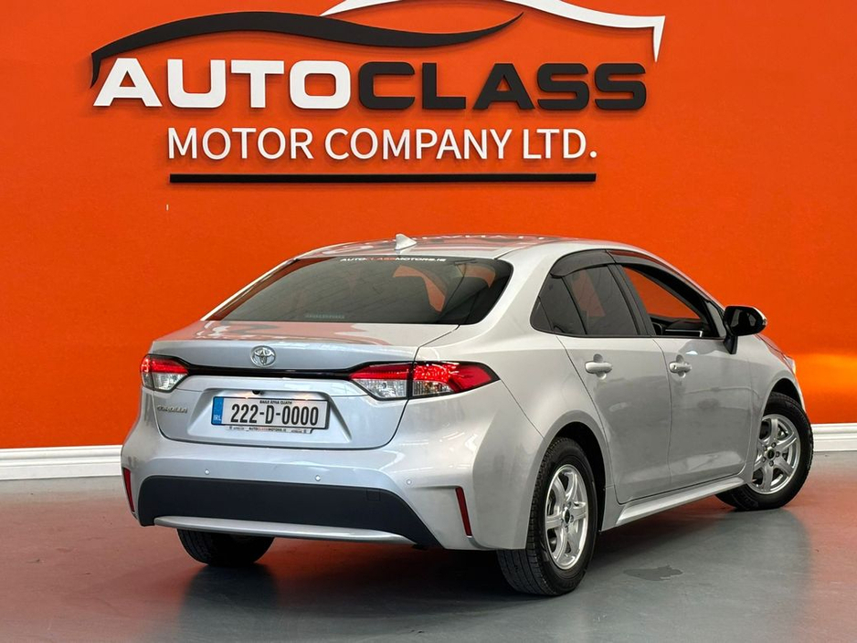 2022 Toyota Corolla - image 11