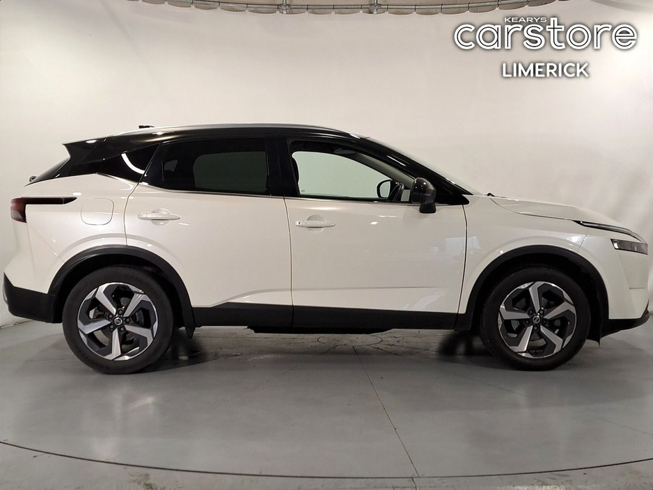 2021 Nissan Qashqai 1.3 PET MILD HYBRID SV PREMIUM €24,880