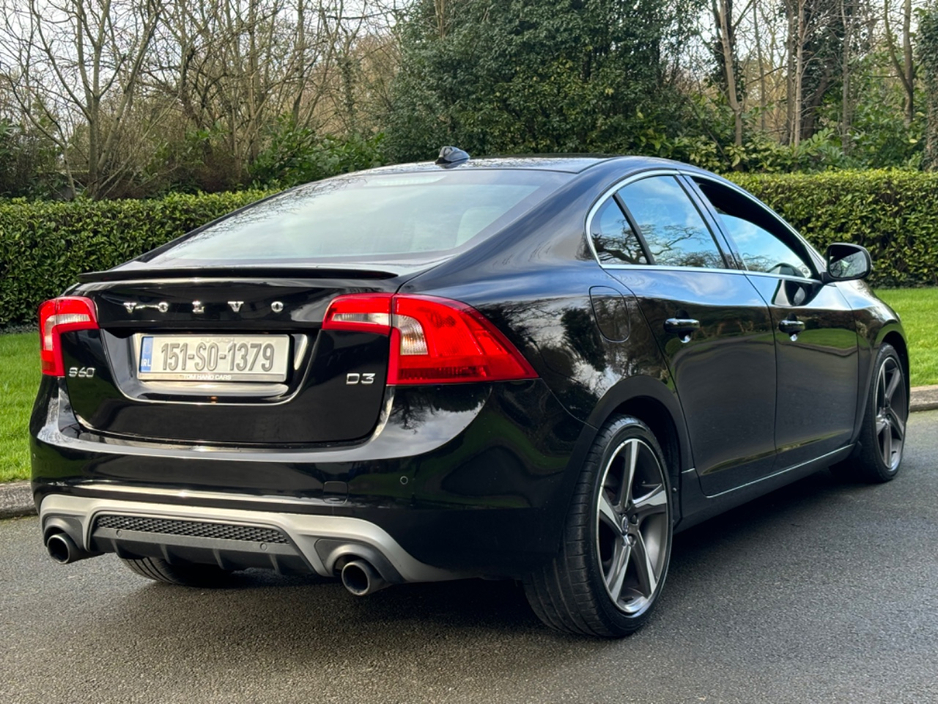 2015 Volvo S60 - image 4