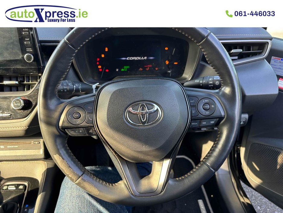2021 Toyota Corolla - image 8