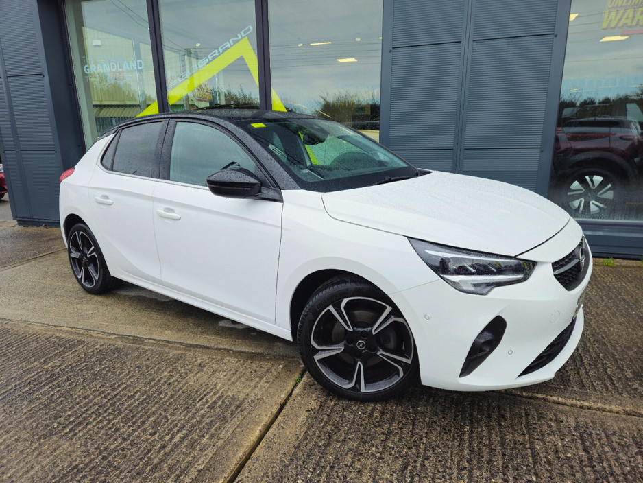 2022 Opel Corsa - image 3