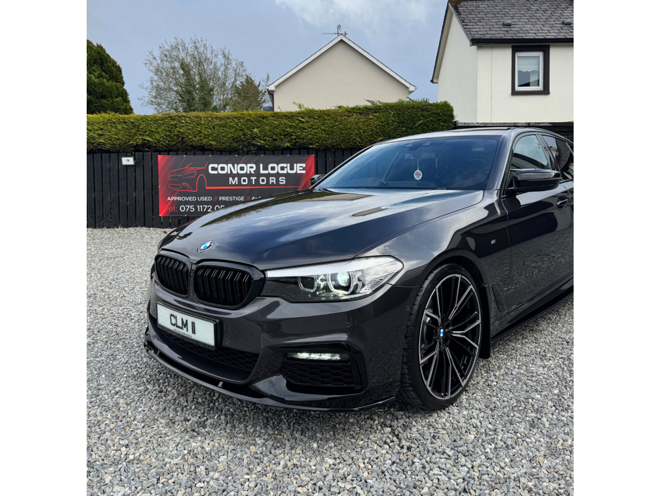 2019 BMW 5 Series - image 27