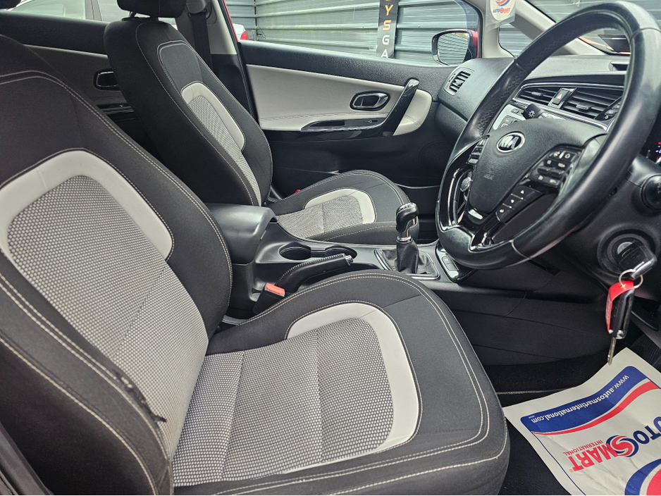 2017 Kia Ceed - image 7