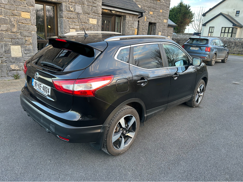 2018 Nissan Qashqai - image 4