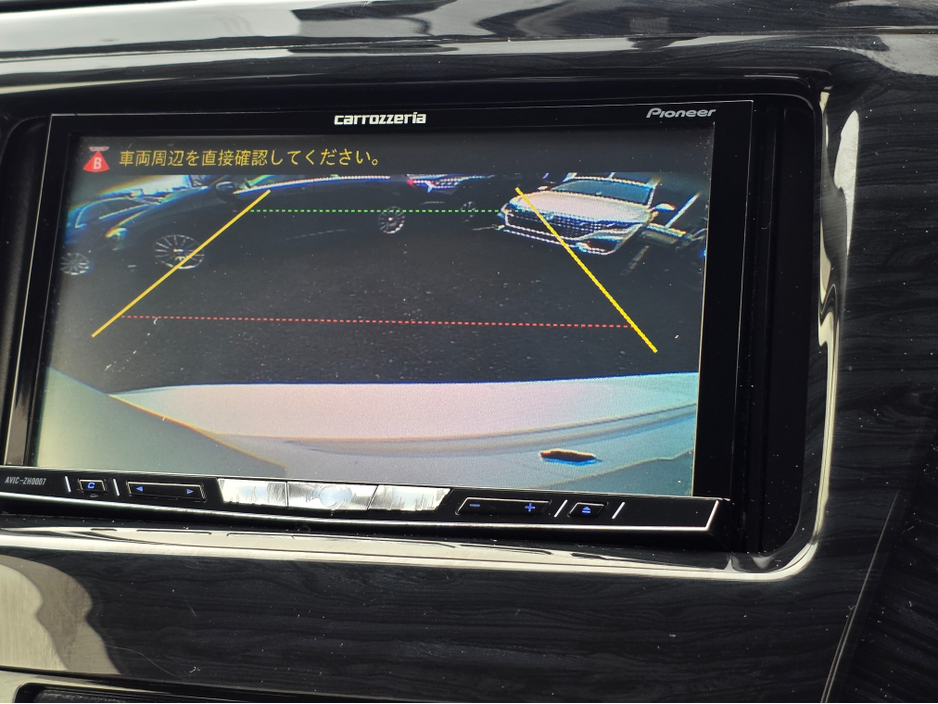 2014 Toyota Prius Alpha (7 Seater) - SELF CHARGING HYBRID -ALLOYS - REVERSE CAMERA - SIMI DEALER - LOW ROAD TAX BAND €14,450