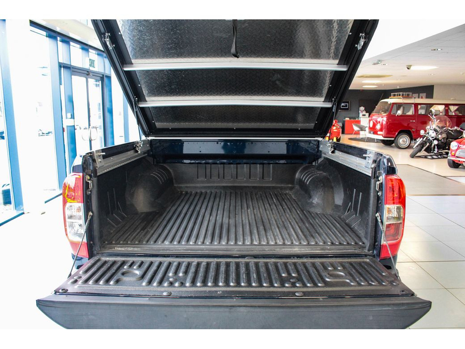 2021 Nissan Navara TEKNA 2.3DCi AUTOMATIC €32,899