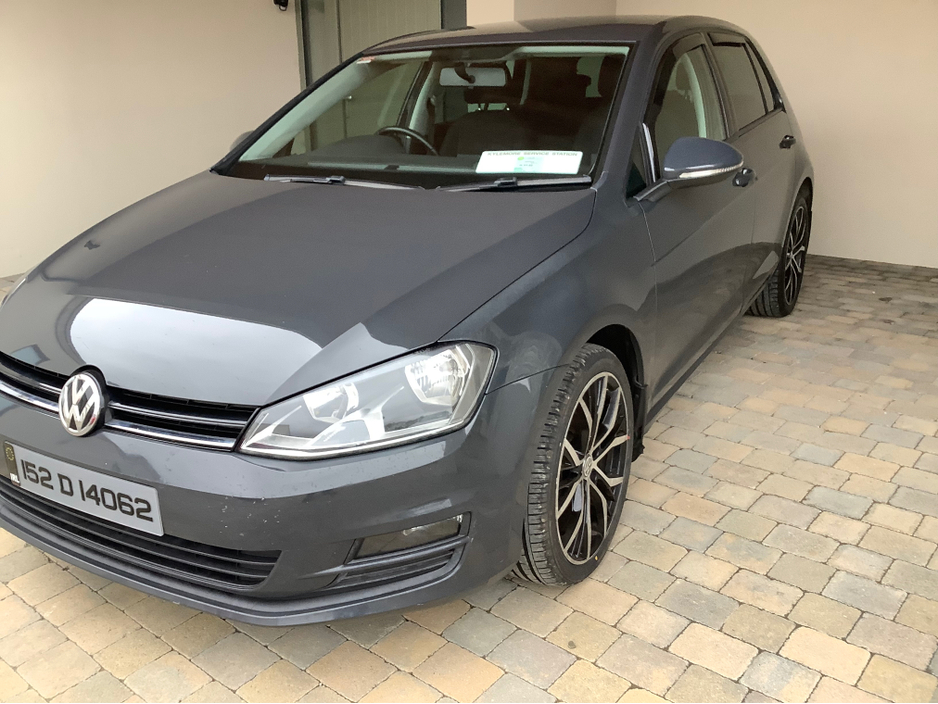 2015 Volkswagen Golf - image 10