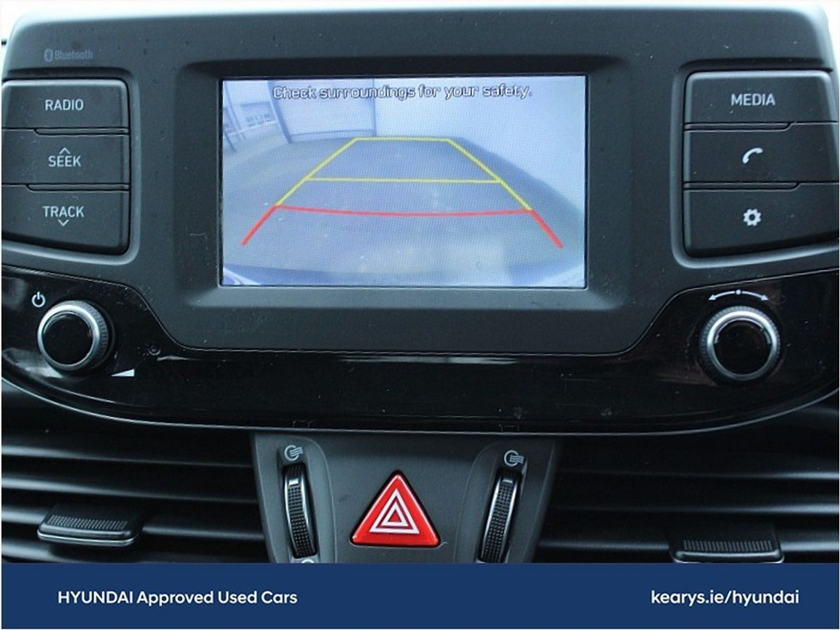 2018 Hyundai i30 - image 16