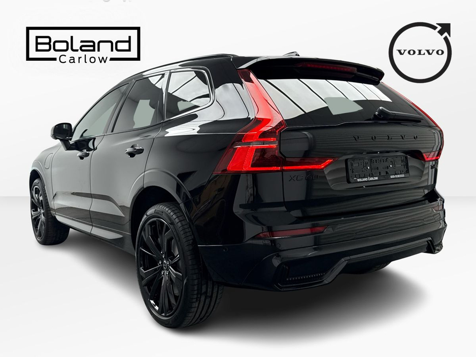 2026 Volvo XC60 - image 3