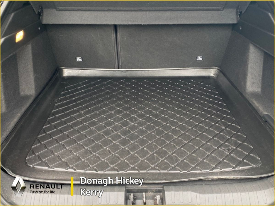 2023 Renault Arkana E-TECH Hybrid 145 Engineered €28,900