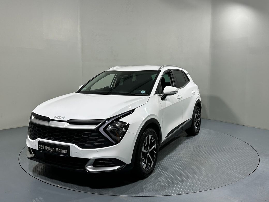 2023 Kia Sportage - image 3