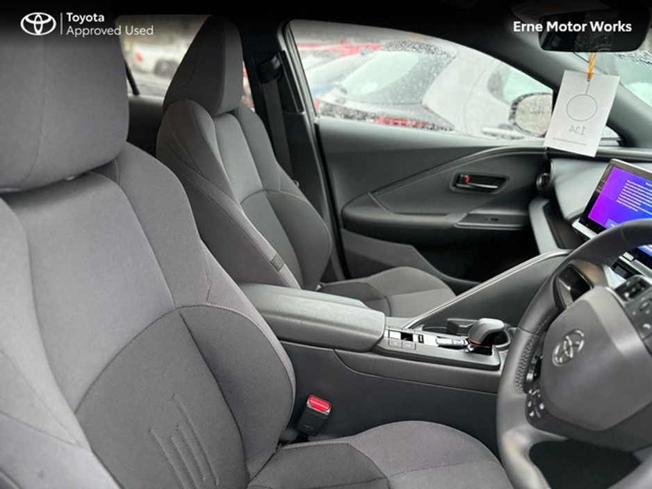 2025 Toyota C-HR C-HR PHEV SPORT+ €42,950