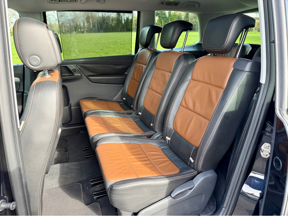 2014 Volkswagen Sharan - image 25