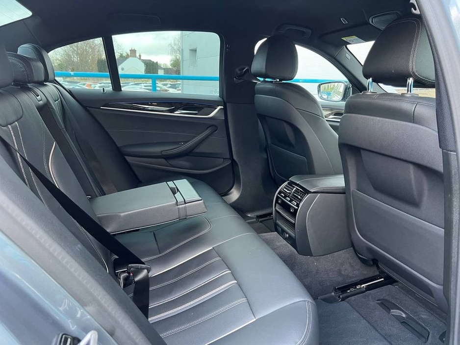 2020 BMW 5 Series 530e M-SPORT COMPETITION 2.0 HYBRID // FULL SERVICE HISTORY // NEW 20" M5 COMPETITION ALLOYS // DIGITAL CLUSTER €33,950