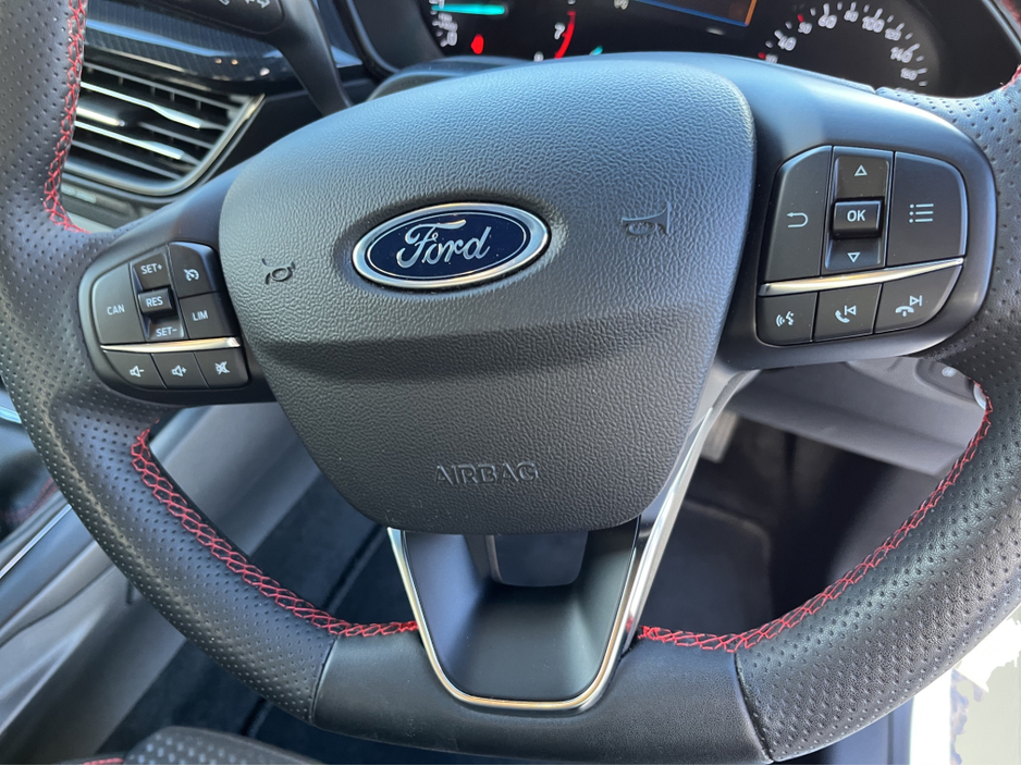 2023 Ford Focus - image 10