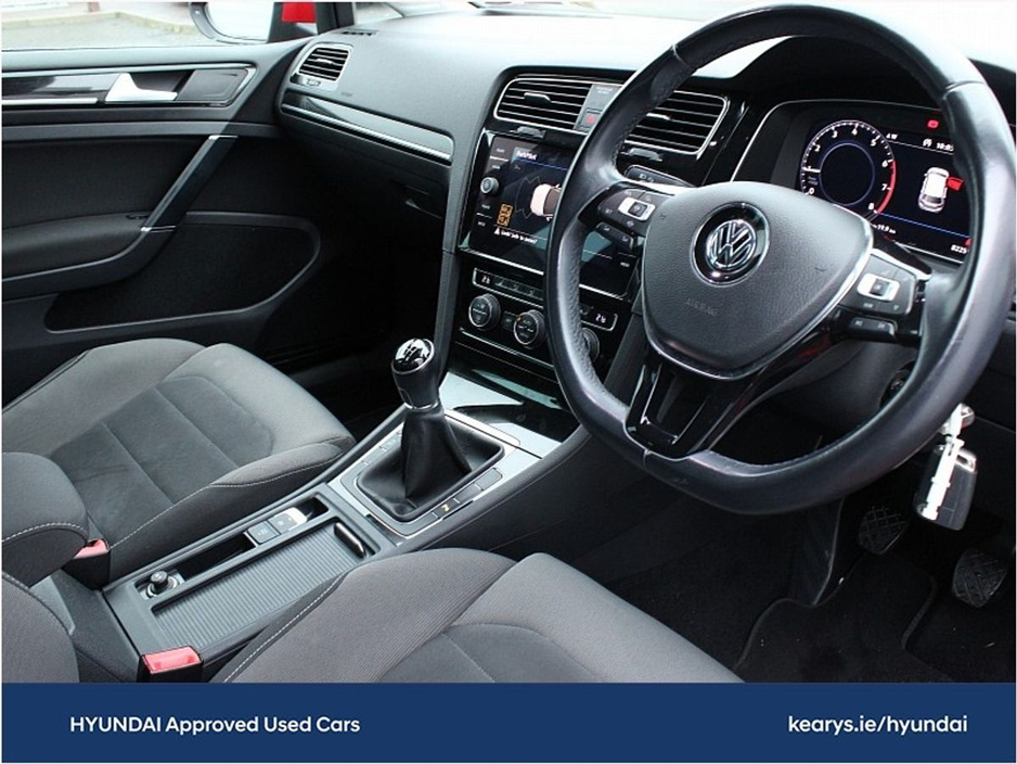 2019 Volkswagen Golf - image 6