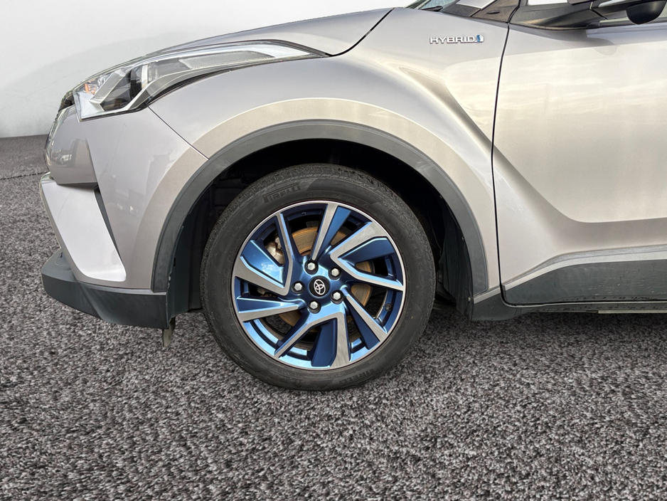 2017 Toyota C-HR 1.8 Petrol Hybrid Auto €18,950