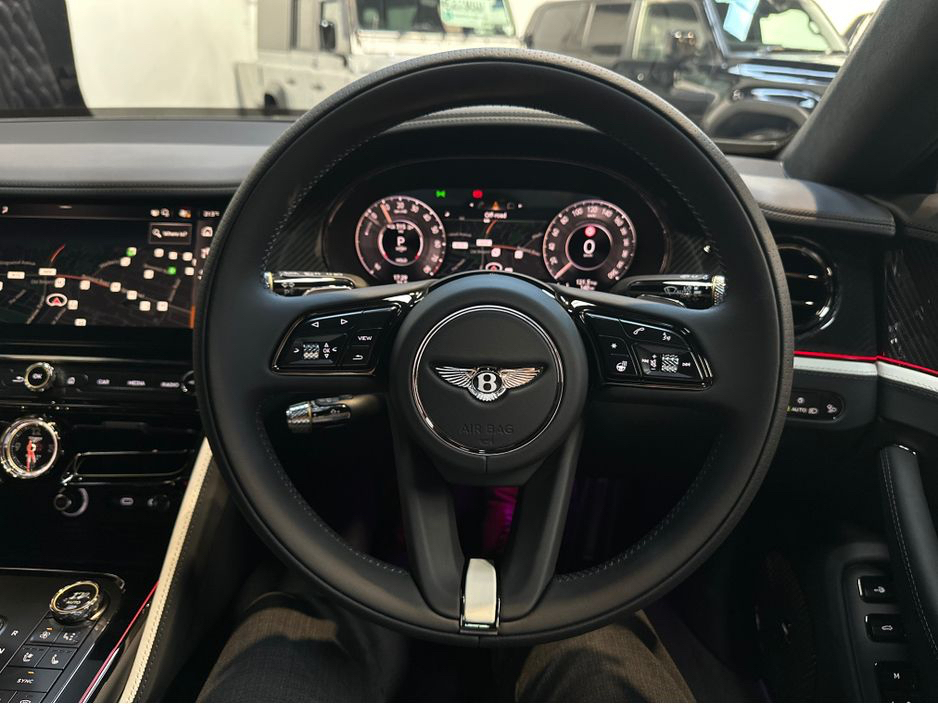 2025 Bentley Flying Spur - image 19