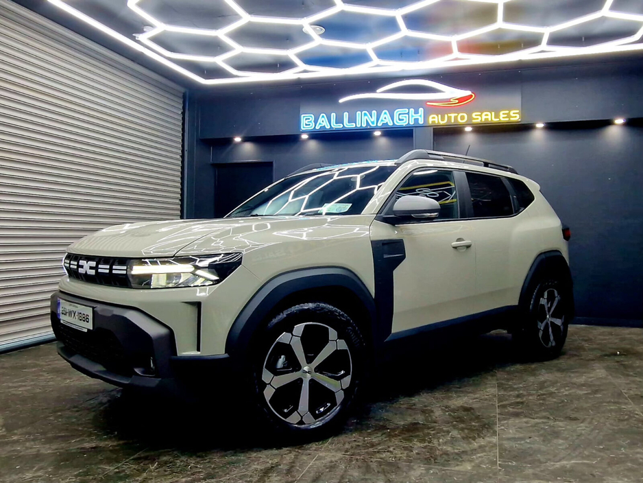 2025 Dacia Duster - image 9