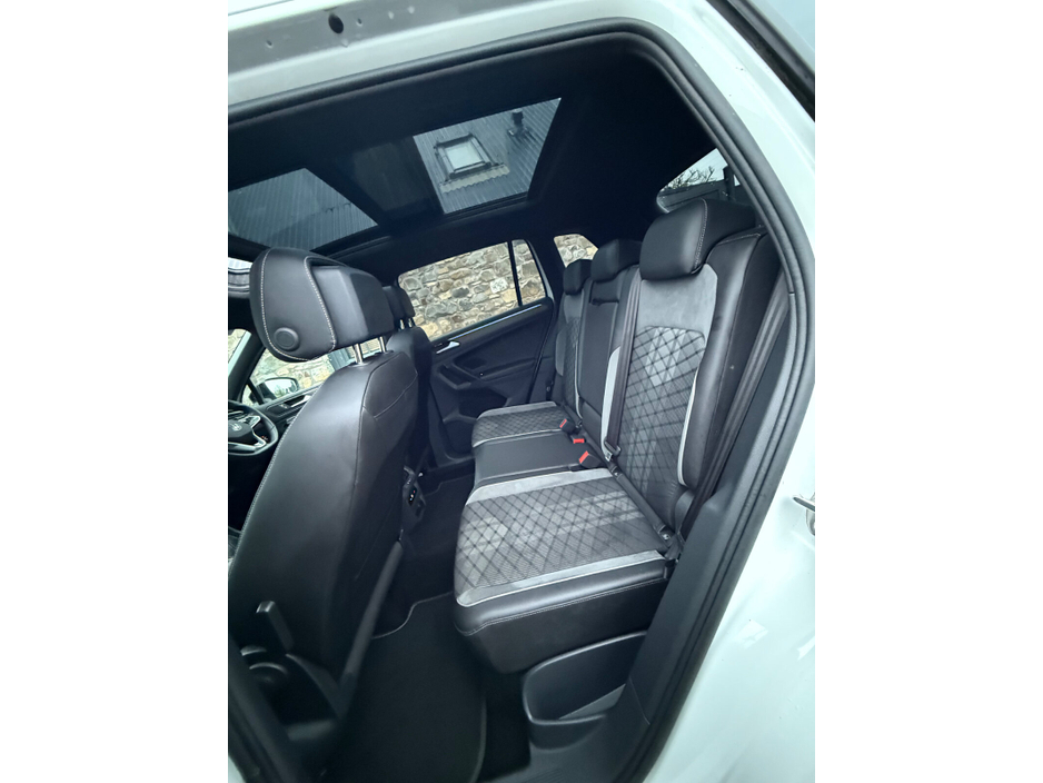 2023 Volkswagen Tiguan 2.0 TDI 150HP R-Line DSG 27.5% €49,995