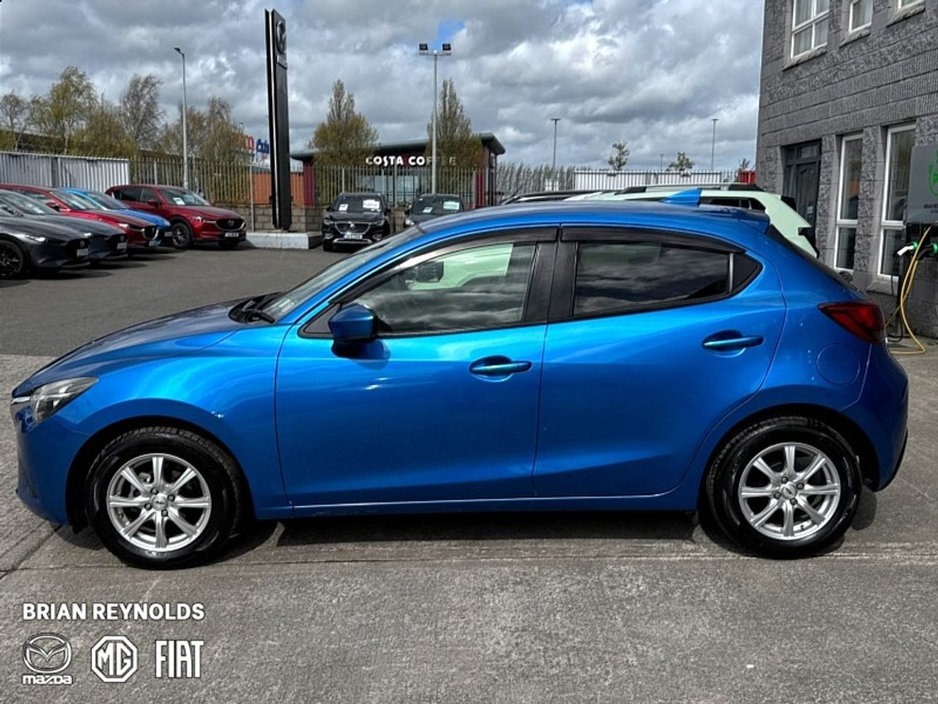 2017 Mazda Demio - image 17