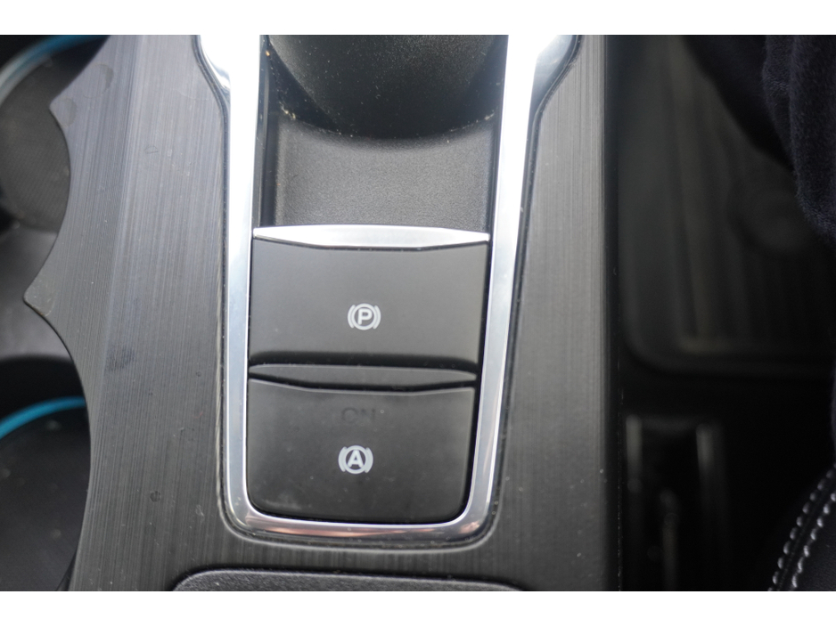 2025 Ford Focus - image 27