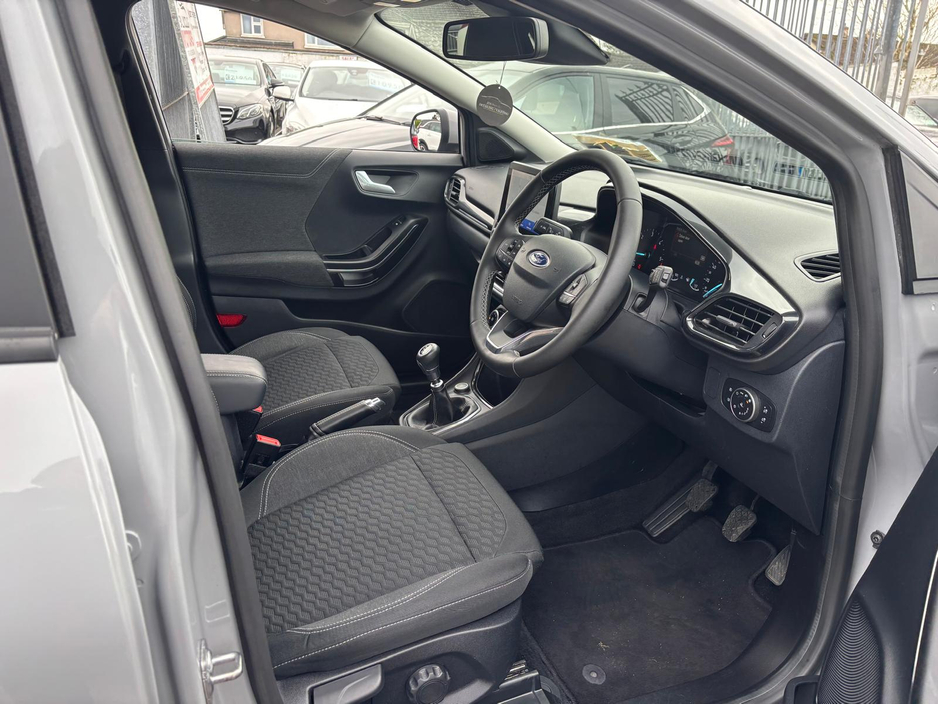 2021 Ford Puma - image 12