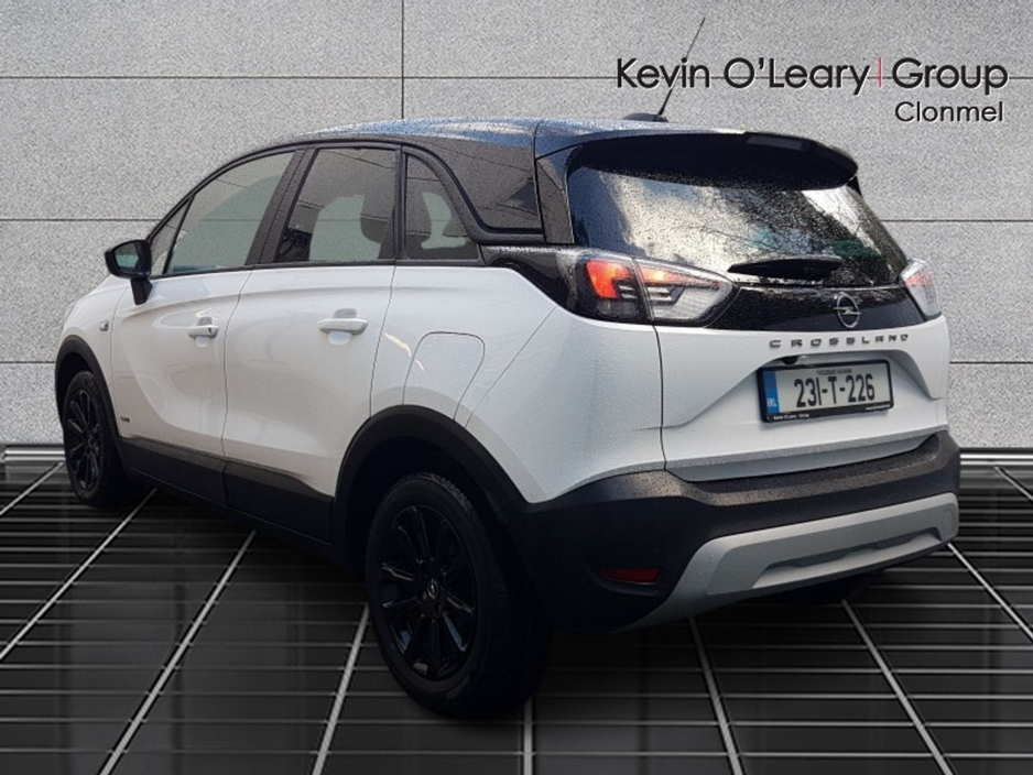 2023 Opel Crossland SRI 1.2i 83PS 5 Speed €19,995