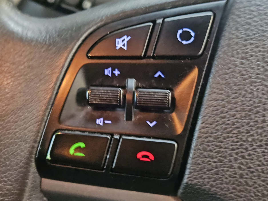 2018 Hyundai Tucson - image 8