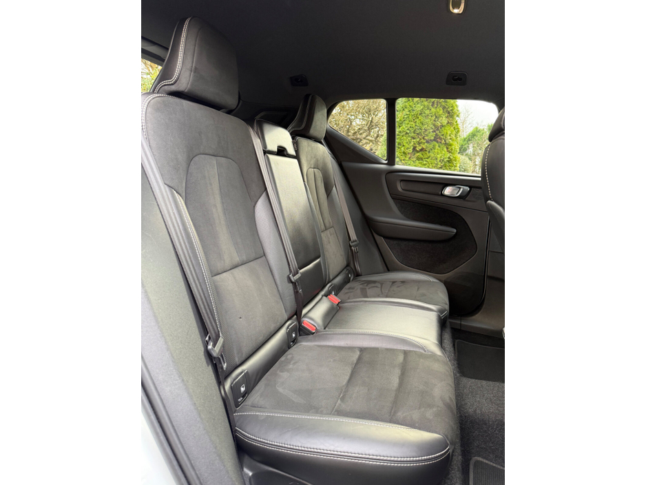 2018 Volvo XC40 D3 FWD MANUAL 150 R-DESIGN