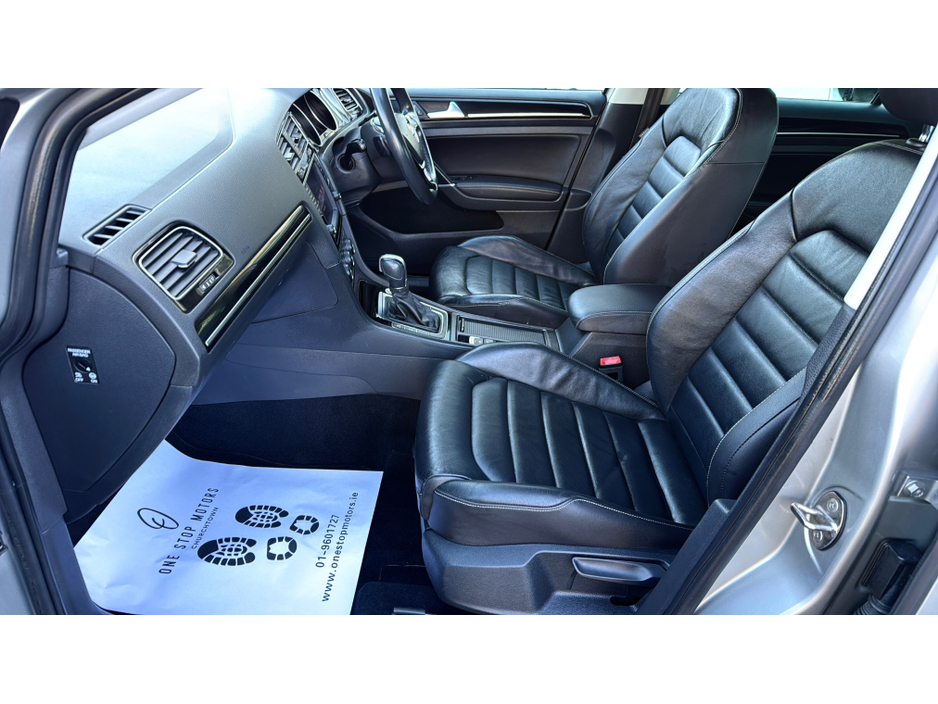 2016 Volkswagen Golf - image 12